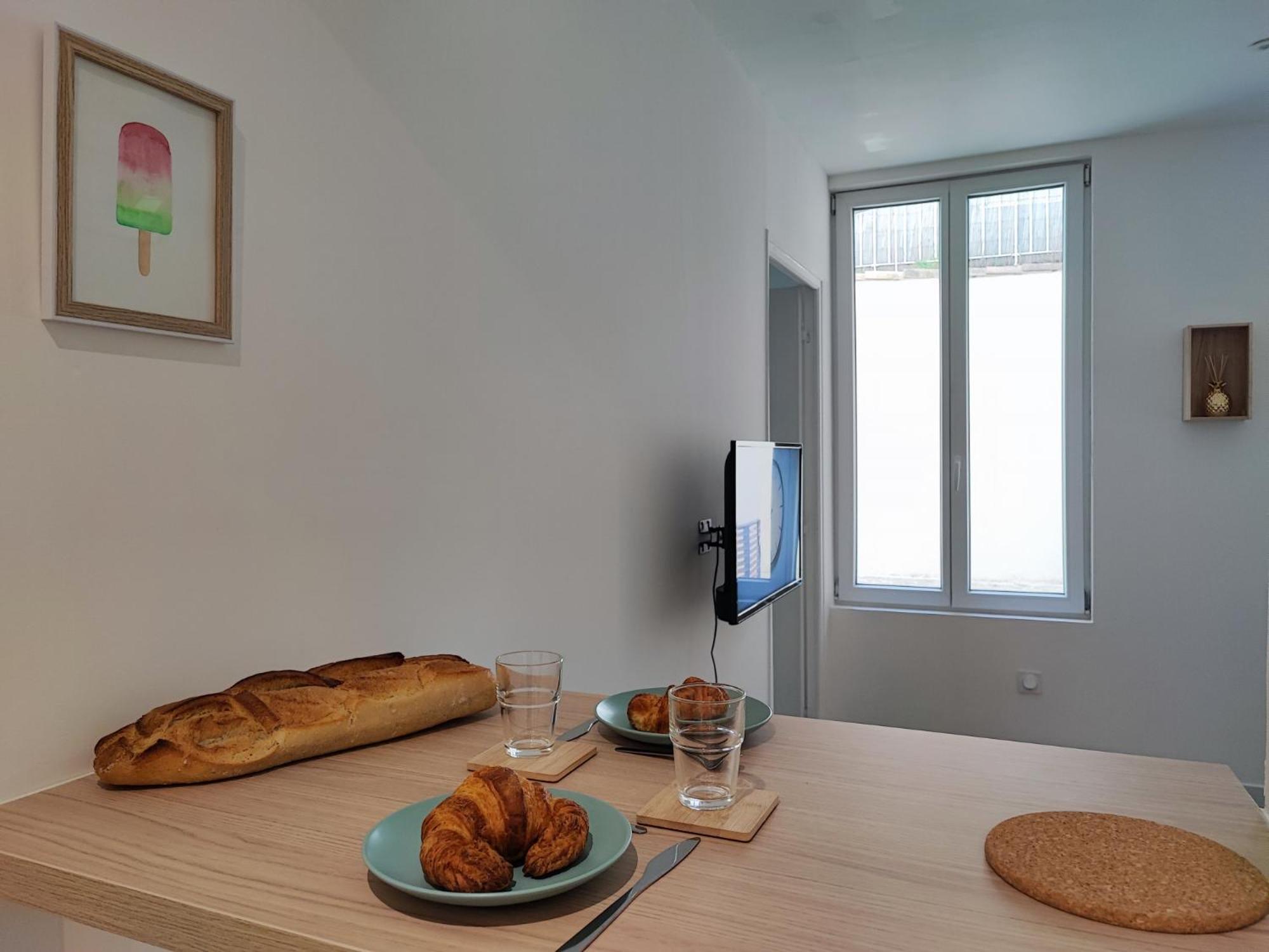 Jardin Entre Cite Et Bastide Apartment Carcassonne Ngoại thất bức ảnh